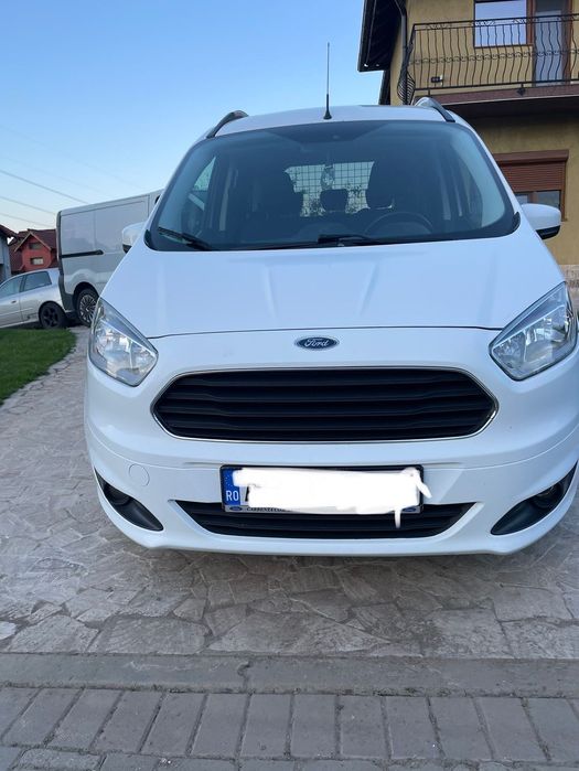 Ford Tourneo Courier Euro 6, motor 1.5 Diesel, stare perfecta