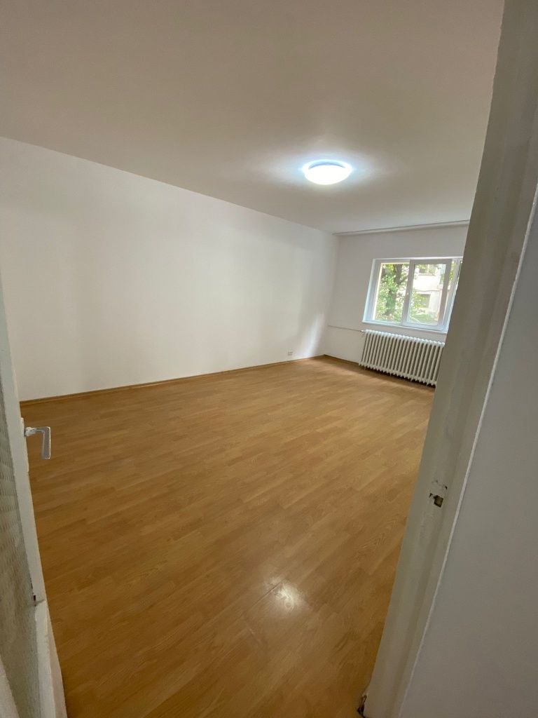 Inchiriere apartament 2 camere nemobilat Cantacuzino