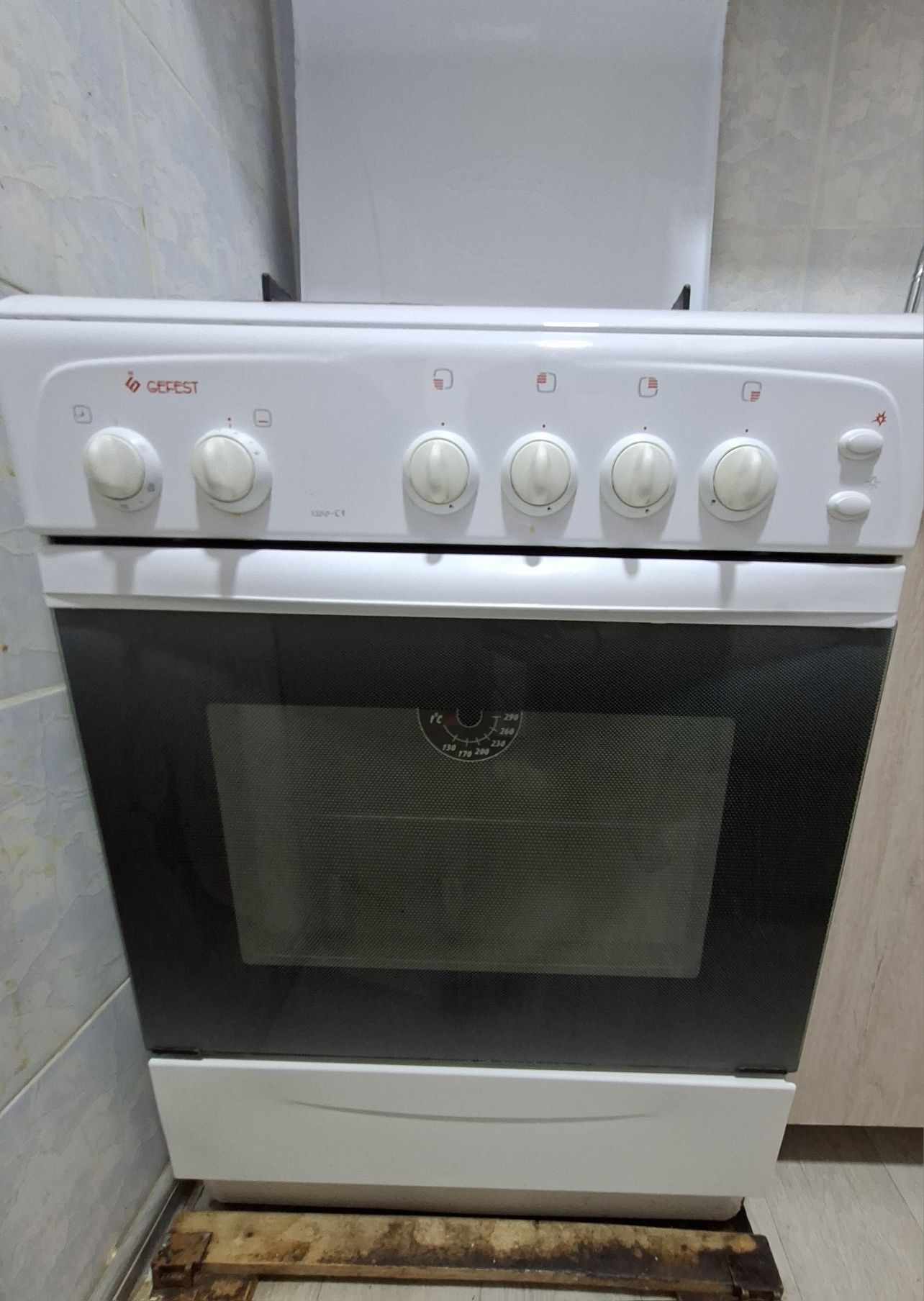Газ плита Gefest