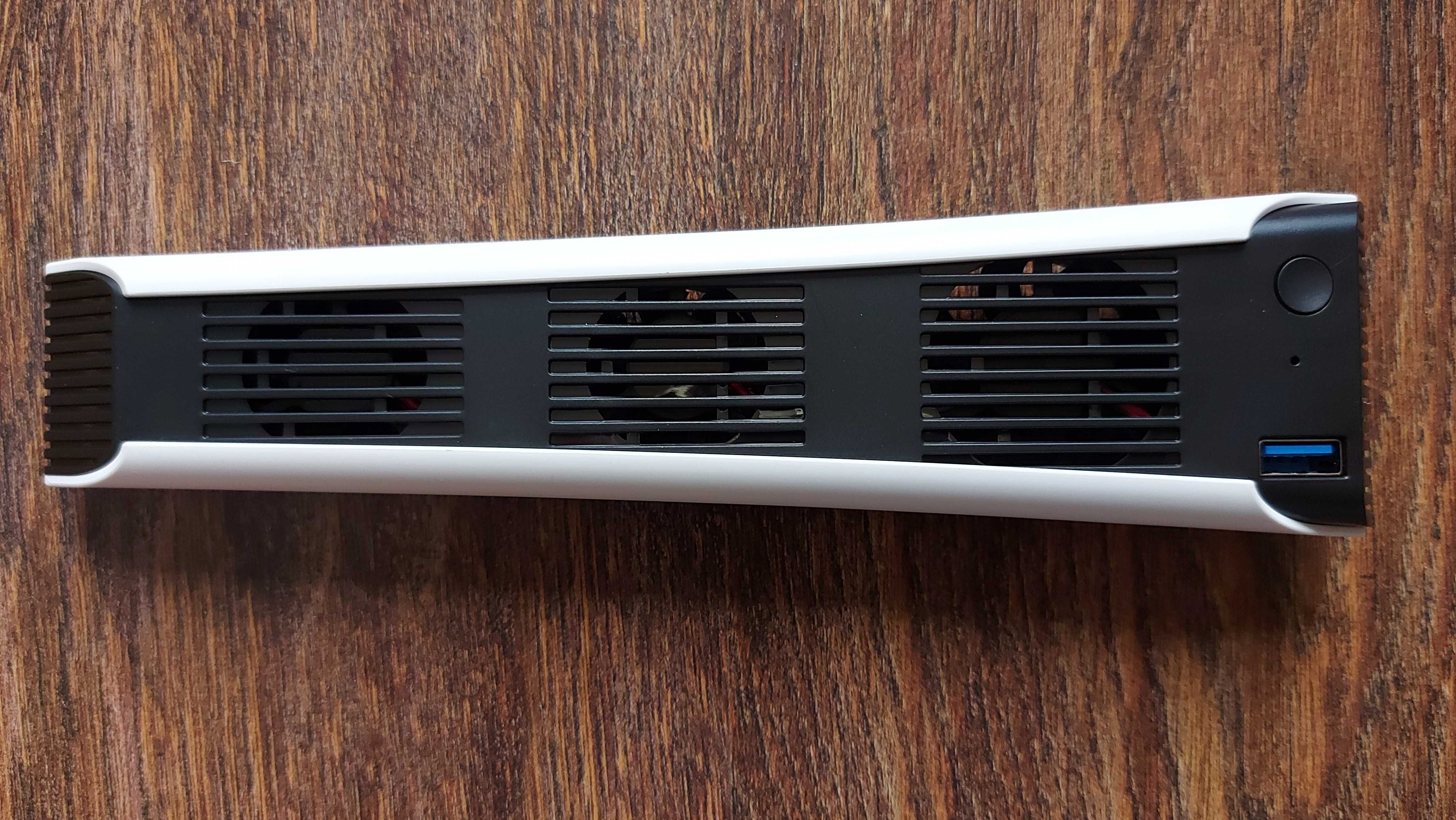 Продавам нови охладители за PS5 за по-добро охлаждане