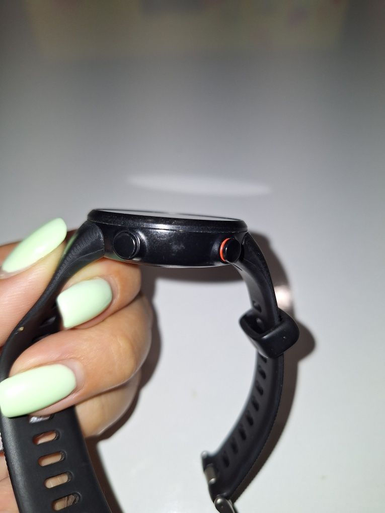 Часовник Garmin forerunner 45s