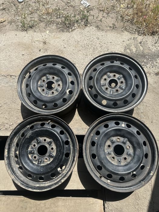 Дискы сатылады 4 шт 20000 тг