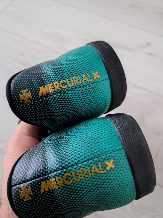 Pantofi fotbal  Nike MercurialX CR7 numar 42.5