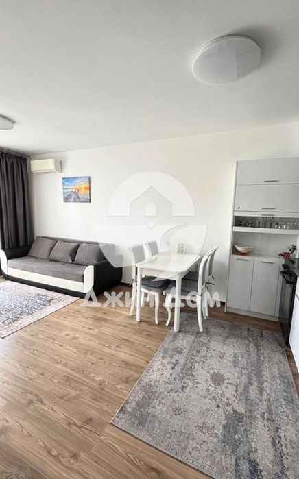 Продава се Двустаен апартамент в Свети Влас - 55 кв.м за 928 €/кв.м - Снимка #2