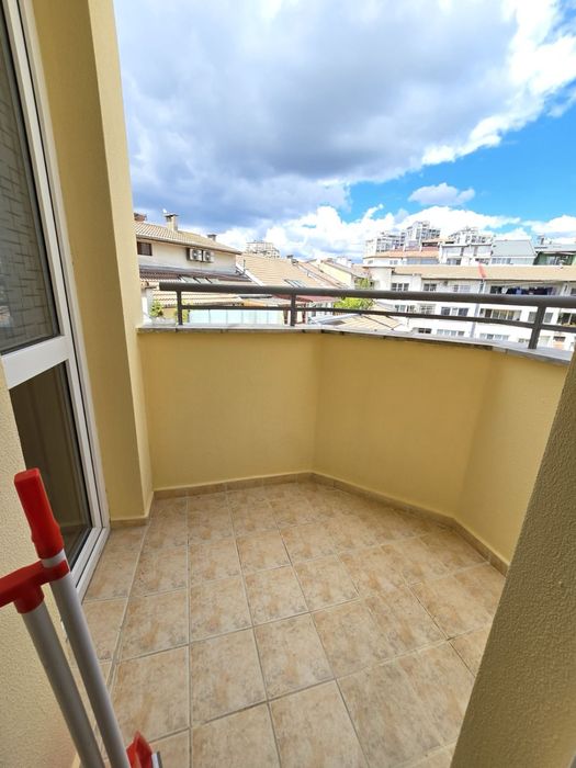 Дава се под наем Тристаен апартамент в Варна, м-т Траката - 65 кв.м за 765 € - Снимка #5