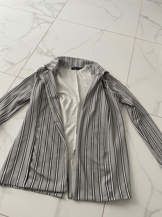 Paltoane, sacouri, veste - 4 articole