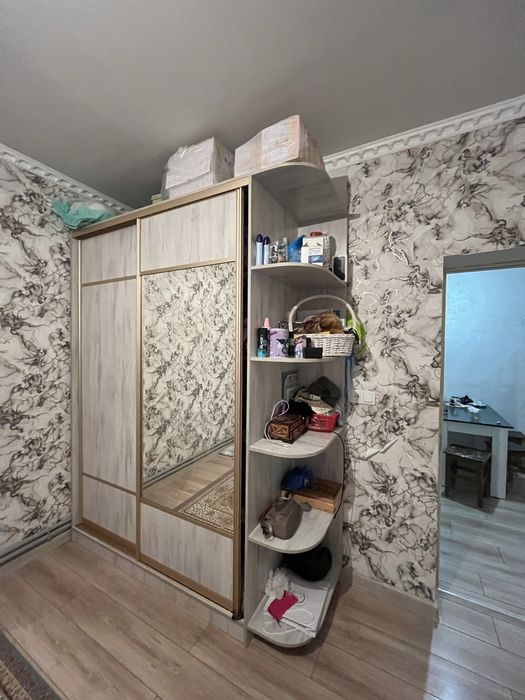 ПРОДАЕТСЯ ШКАФ купили за 200тыс