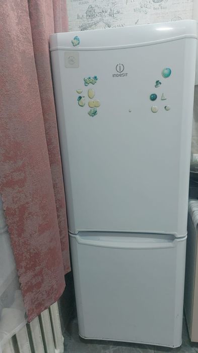 Холодильник индезит