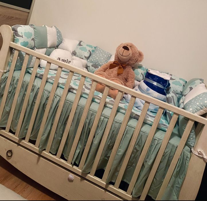 Patut bebelus foarte frumos