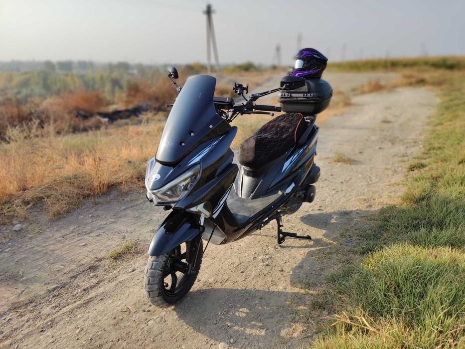 Продаю срочно скутер (читайте описание)