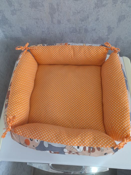 Продам мягкую подушку для кошек