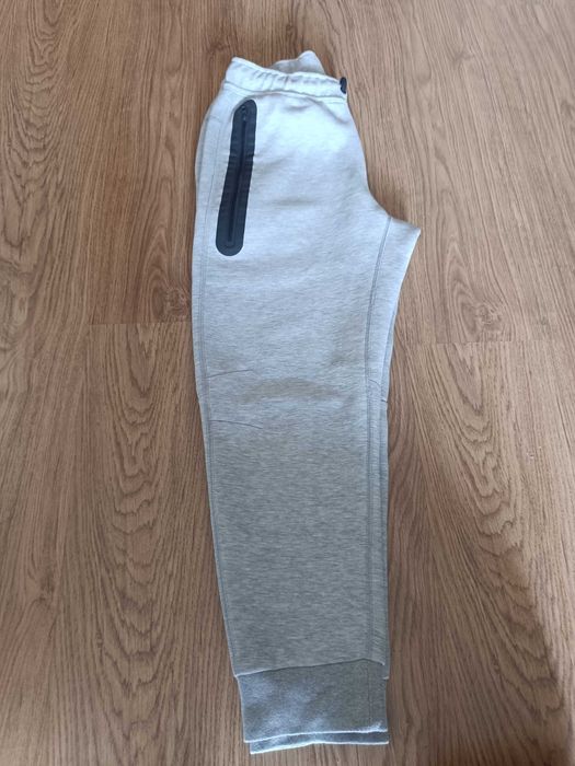 Долнище на Nike за деца размер L