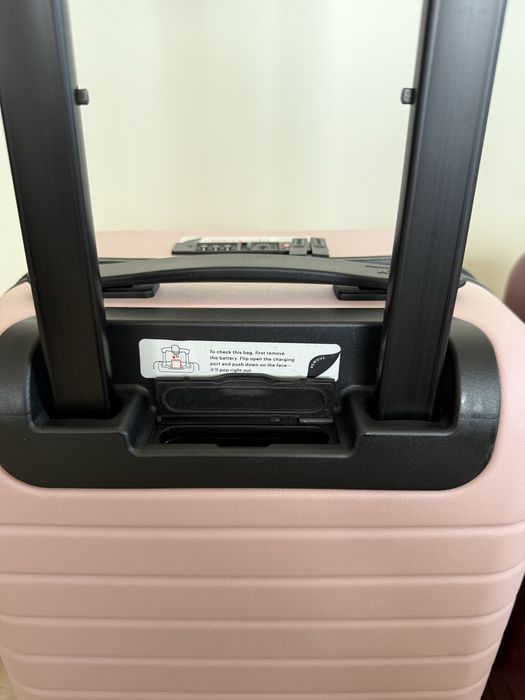 Куфар AWAY малък ръчен багаж 40х28х20