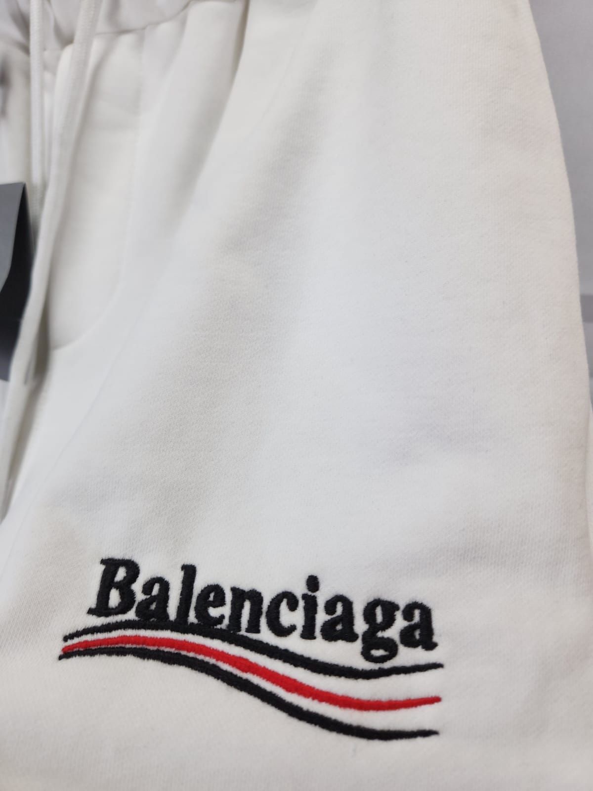 Balenciaga къси панталони