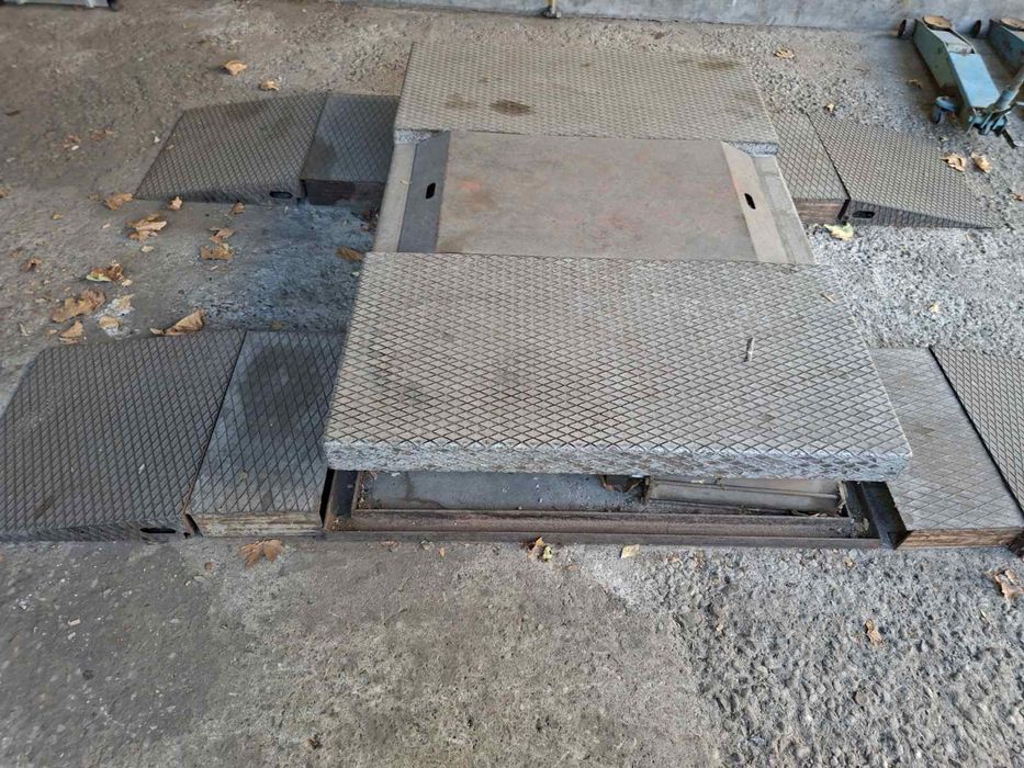 Подемник за коли