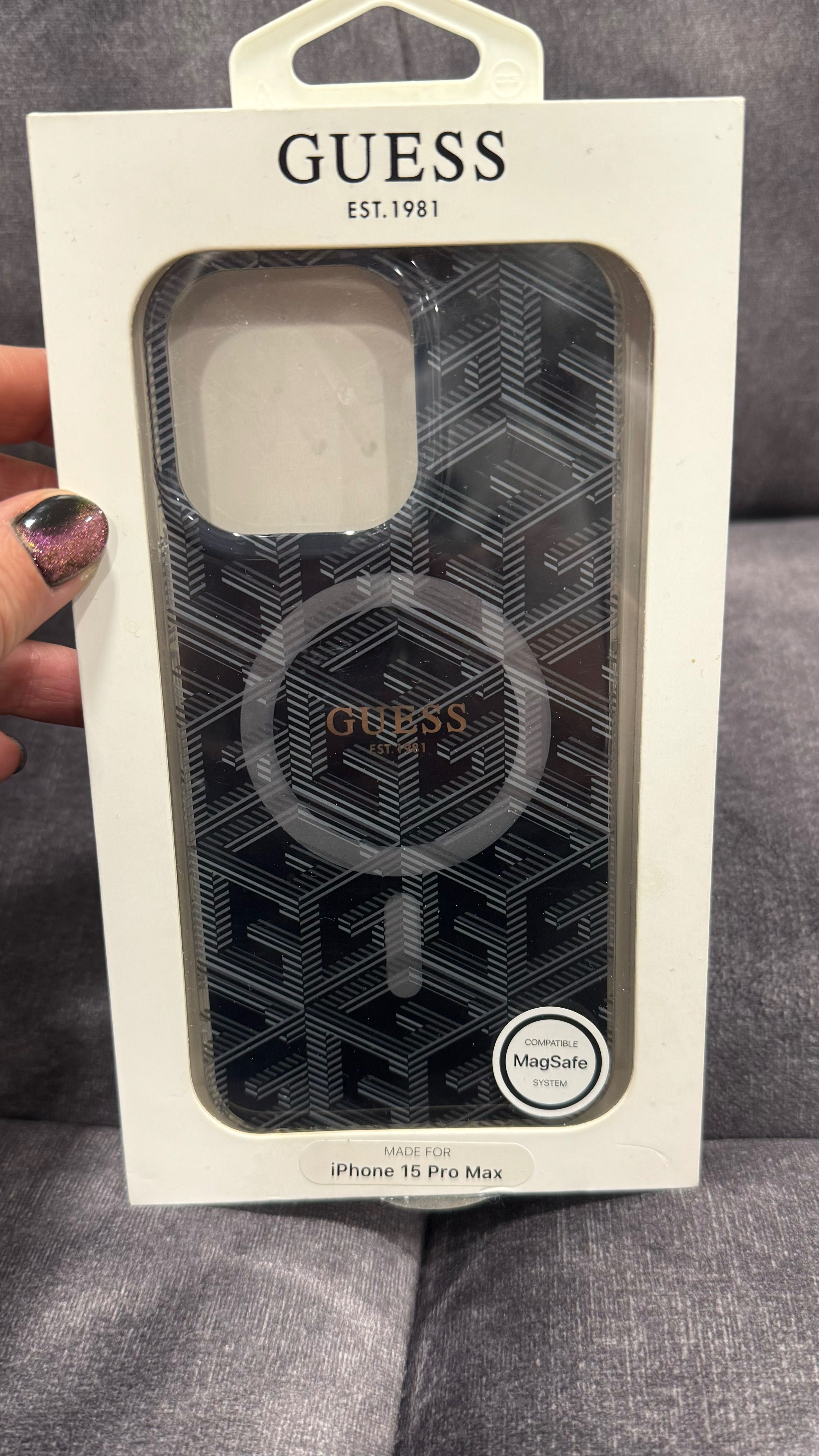 Guess  кейс IPHONE 15 pro max / оригинален