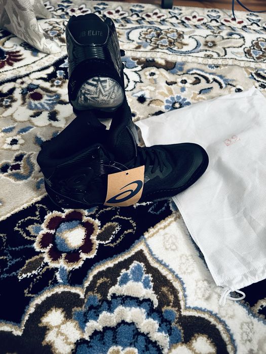 JB Elite Asics black