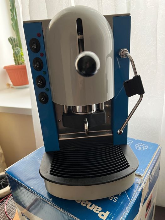 Продам кофеварку итальянского производства Spinel