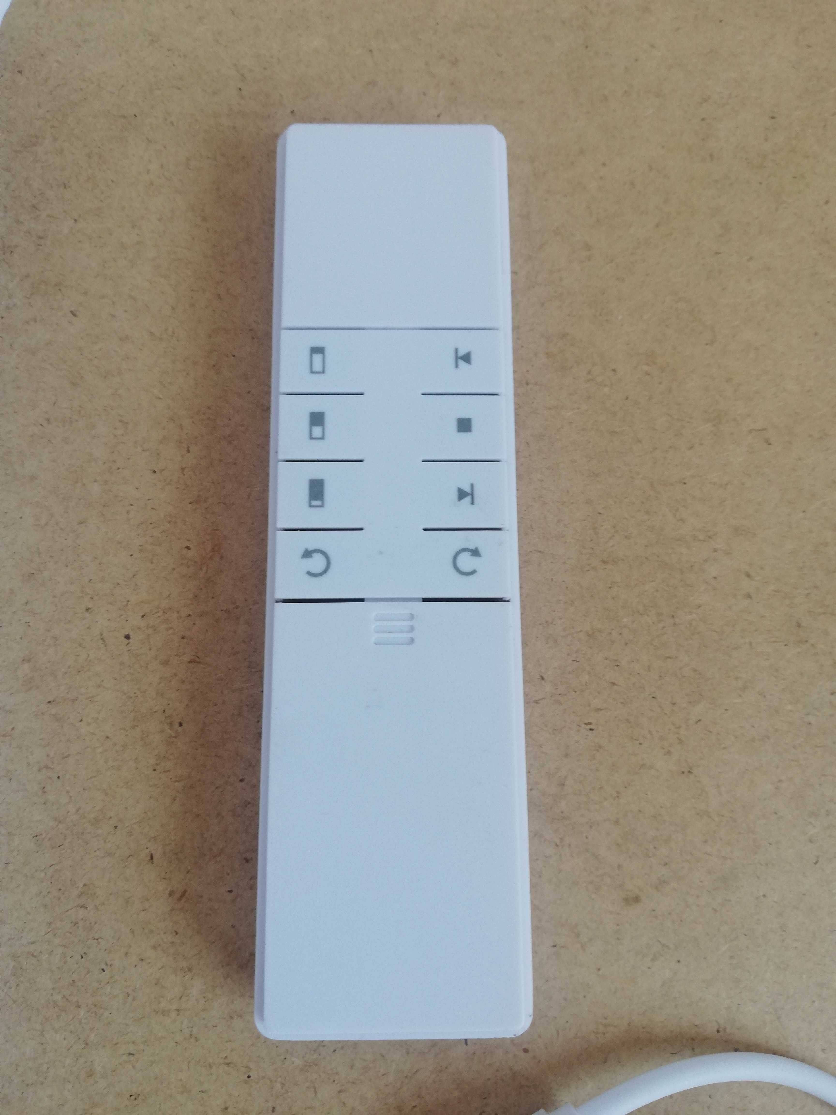 Zigbee Робот Управление на Пердета и Завеси