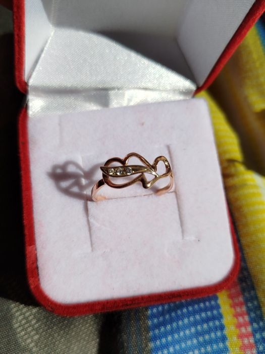 Срочно продам золотое браслет кольцо России состояние отличное