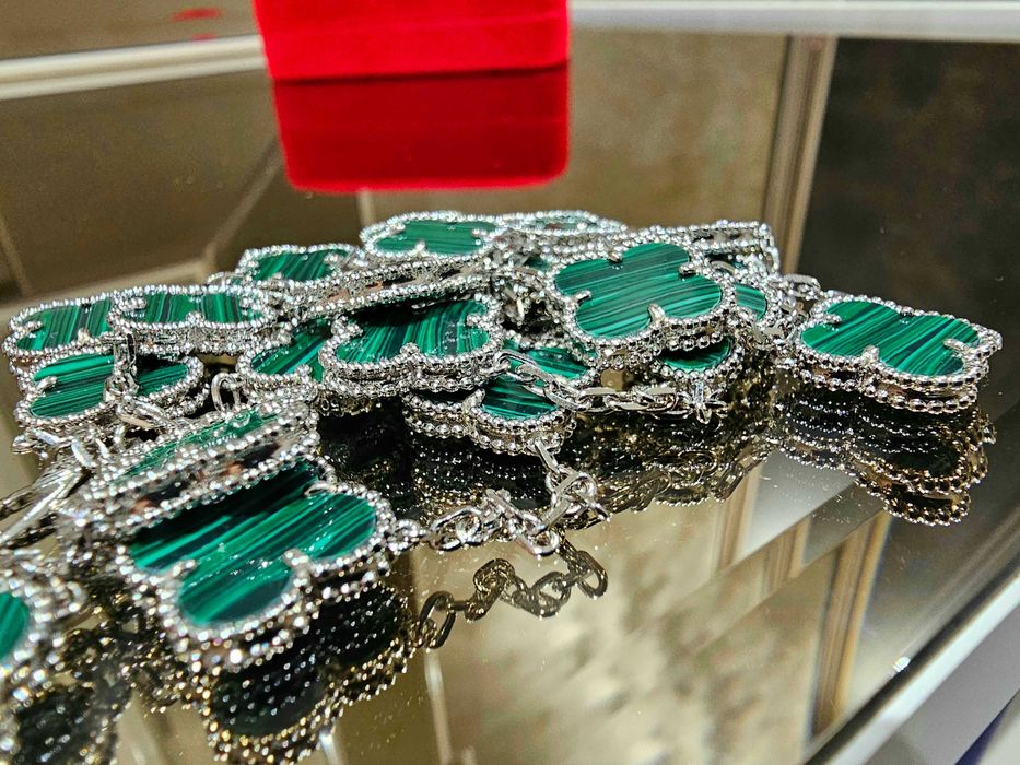 Van Cleef & Arpels VCA Silver Green 20 Motifs Alhambra Дамско Колие