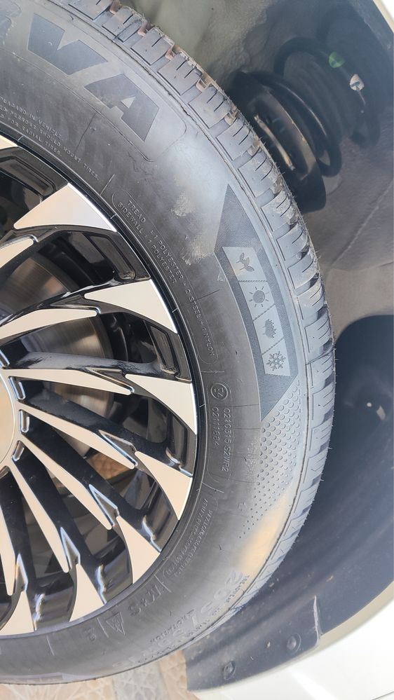 Maybach diska 16R sotiladi