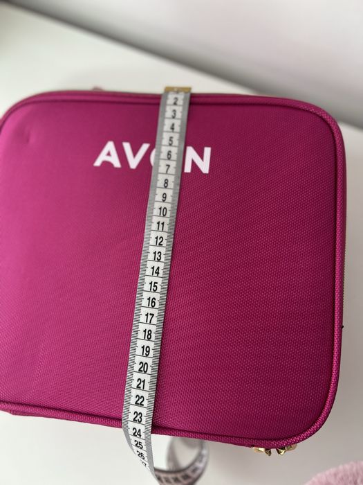 Portfard roz nou, elegant si practic