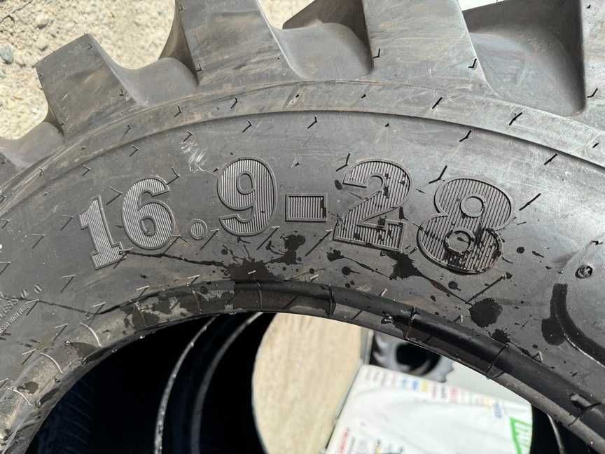 MARCA SPEEDWAYS 16.9-28 cu 16 pliuri de remorca