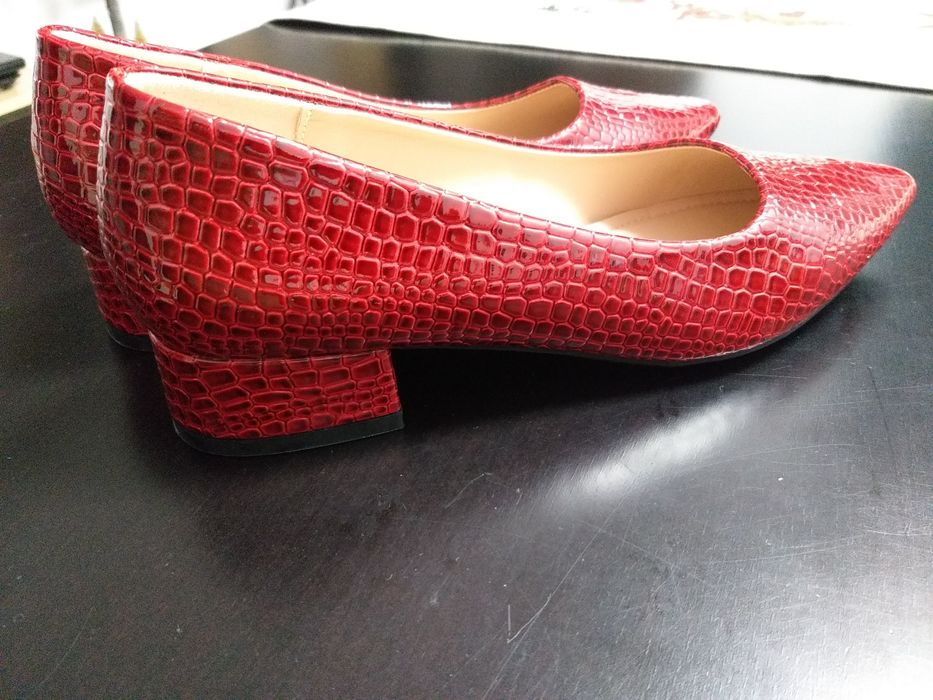 Обувки, Обувки,ном.37,червени, тип кожа крокодилска