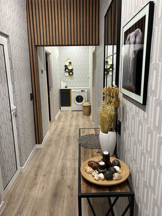 Продава се Тристаен апартамент в Пловдив, Кършияка - 64 кв.м за 2008 €/кв.м - Снимка #8