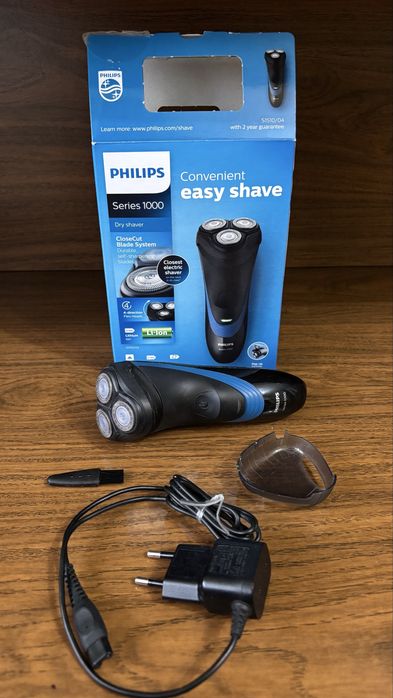 Бритва электрическая Philips S1510/04