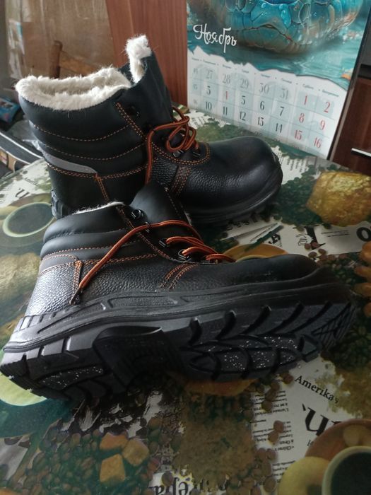 Ботинки рабочие.Новые.