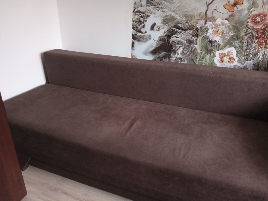 Vând canapea extensibila noua, comoda cu sertare  hota boiler electric