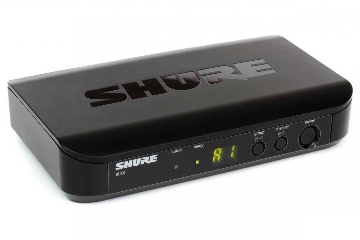 Беспроводной микрофон Shure + база