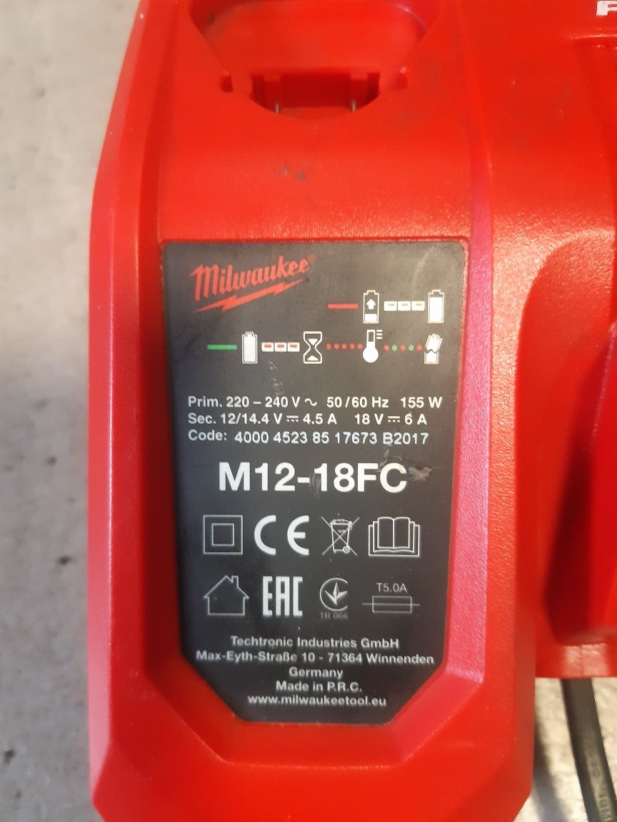 Incarcator rapid Milwaukee M12 -18FC