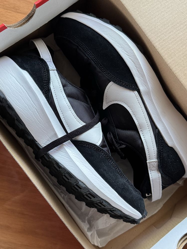 Nike waffle debut