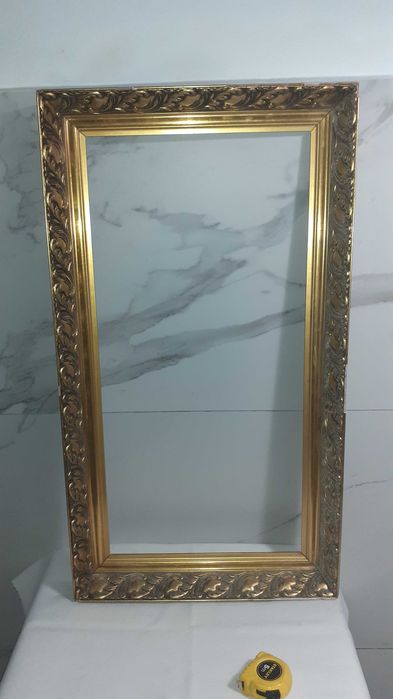 Rama lemn aurie cu stucatura, dimensiune ext 91x50cm