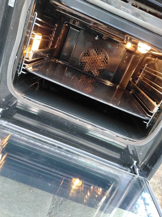 Електрическа печка индукция VOSS EKEKTROLUX в перфектно състояние