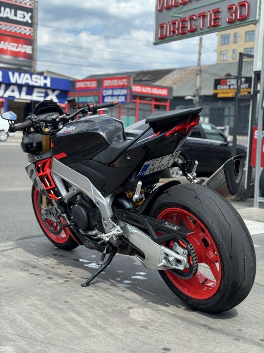 Aprilia Tuono V4 Factory 1100 Superpole 2021