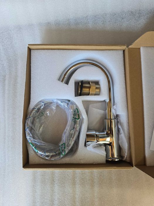 Vând baterii pentru baie și bucătărie – modele moderne și de calitate!