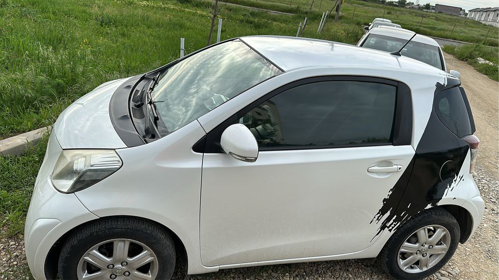 Toyota iq Jucarie mica de oras