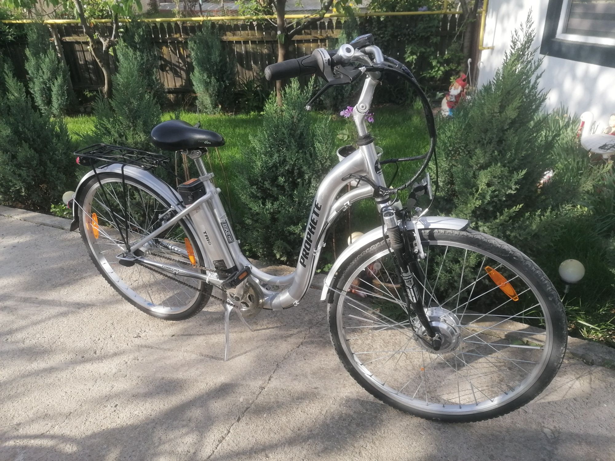 Bicicleta asistata electric adusa din Germania cadru inox