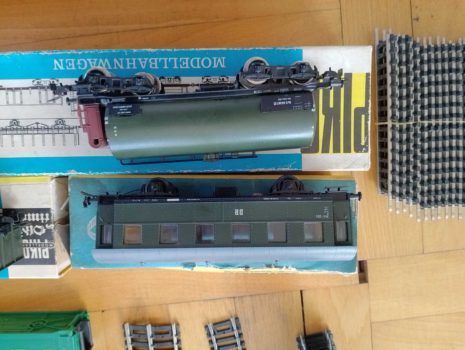 Влакчета piko и други