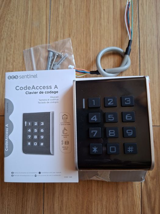 Tastatura cod de acces.