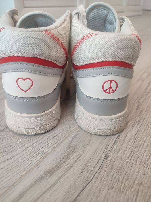 Високи кецове Adidas!