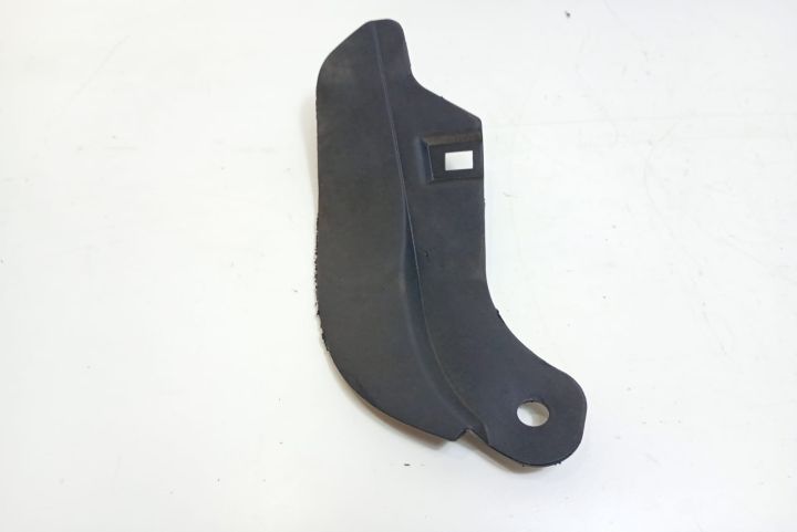 Aparatoare   noroi fata dreapta 8E0853888A Audi A4 B7