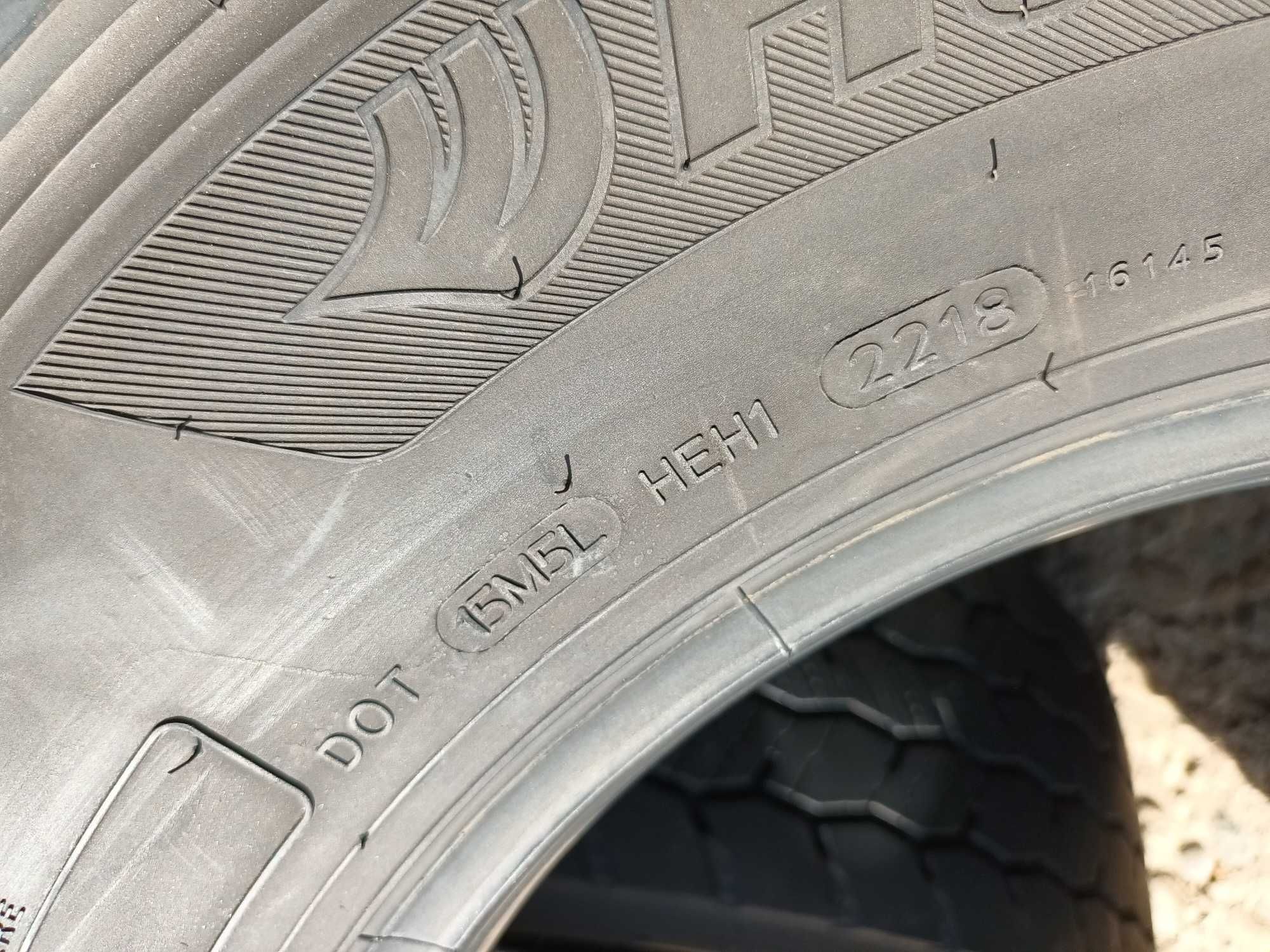 2 тежкотоварни гуми 245/70 R17.5 Hankook DH35 136/134M M+S 14PR Korea