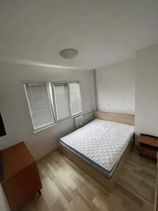 Двустаен имот в кв.Дървеница