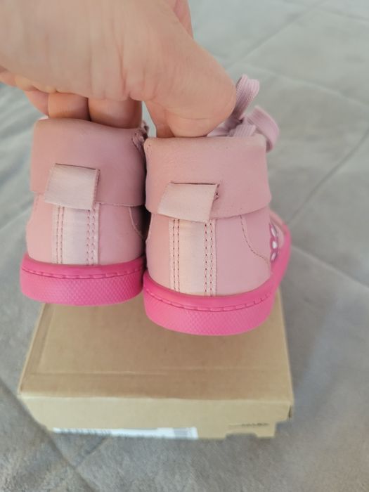 Ghetuțe clarks toamna 22