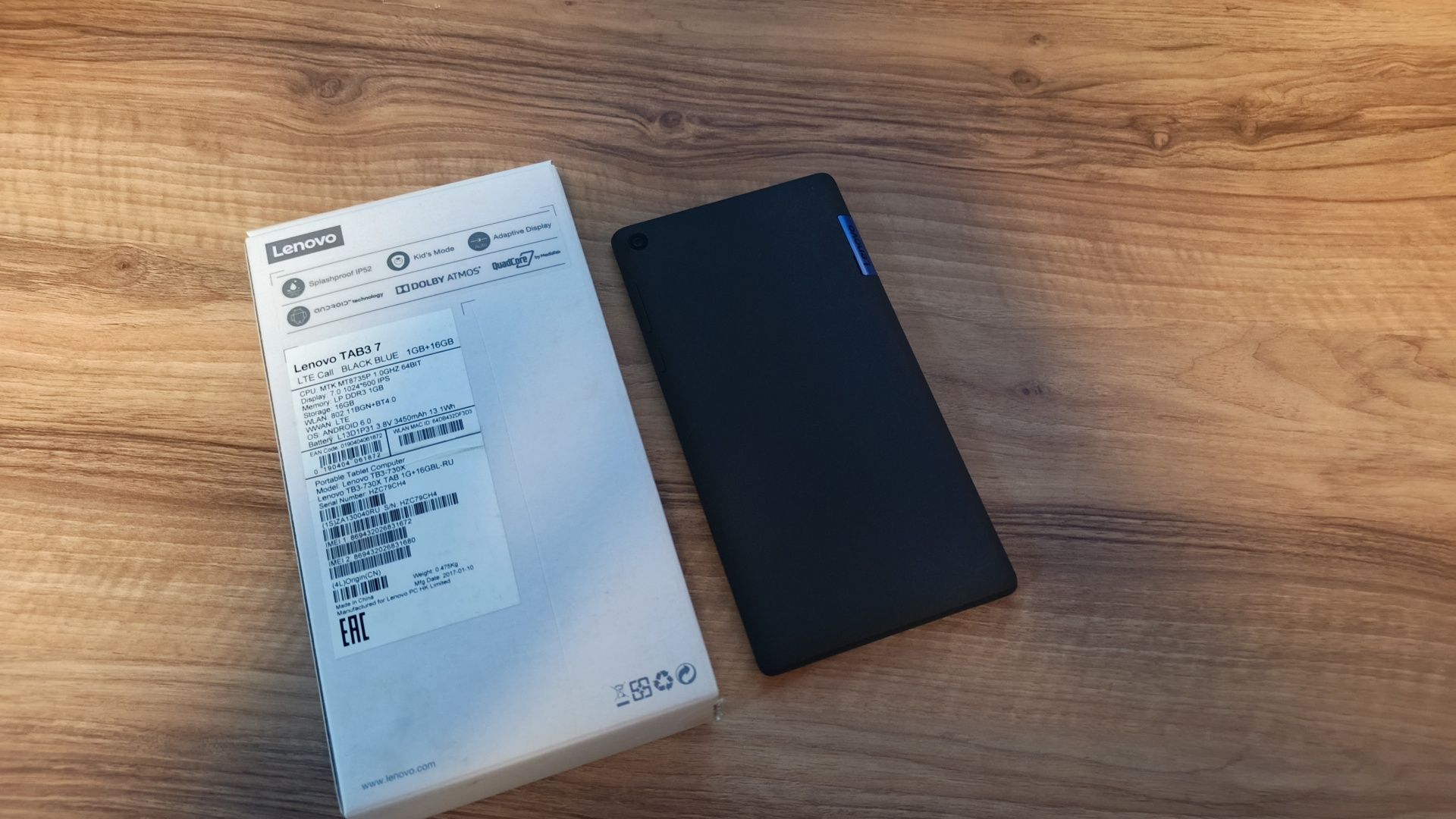 Планшет Lenovo TAB3 7